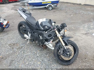 SUZUKI SUZUKI GSX-R600