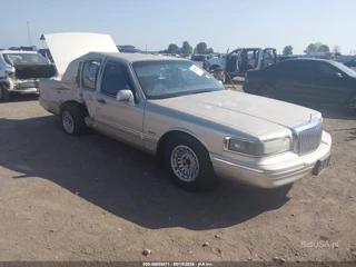 LINCOLN LINCOLN TOWN CAR EXECUTIVE