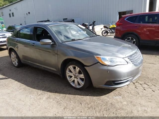 CHRYSLER CHRYSLER 200 LX