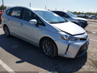 TOYOTA TOYOTA PRIUS V FIVE