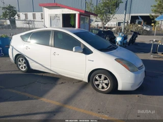 TOYOTA TOYOTA PRIUS