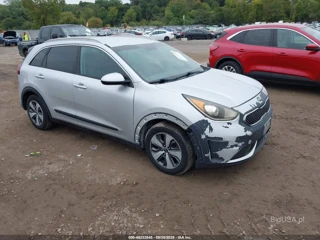 KIA KIA NIRO LX