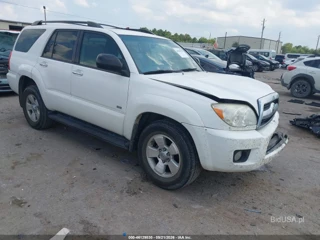 TOYOTA TOYOTA 4RUNNER SR5 V8