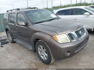 NISSAN NISSAN PATHFINDER SE