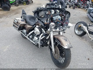 HARLEY-DAVIDSON HARLEY-DAVIDSON FLHTCUI