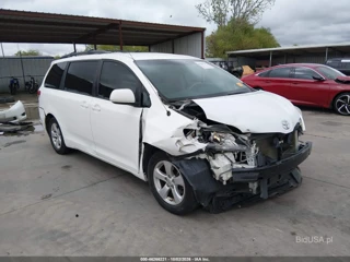 TOYOTA TOYOTA SIENNA LE V6 8 PASSENGER
