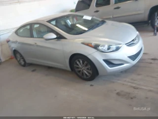 HYUNDAI HYUNDAI ELANTRA SE