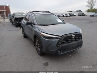 TOYOTA TOYOTA COROLLA CROSS XLE