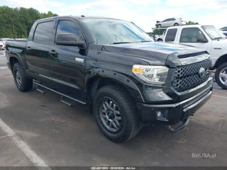 TOYOTA TOYOTA TUNDRA PLATINUM 5.7L V8