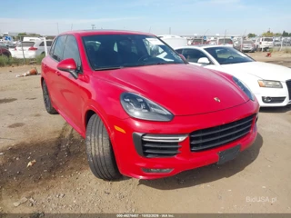 PORSCHE PORSCHE CAYENNE GTS