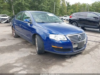 VOLKSWAGEN VOLKSWAGEN PASSAT KOMFORT