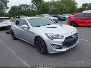 HYUNDAI HYUNDAI GENESIS 3.8 TRACK