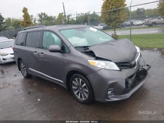 TOYOTA TOYOTA SIENNA XLE PREMIUM 7 PASSENGER