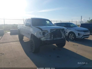 TOYOTA TOYOTA TUNDRA LTD V8