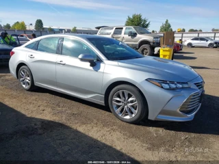 TOYOTA TOYOTA AVALON XLE AWD