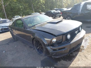 FORD FORD MUSTANG GT DELUXE/GT PREMIUM