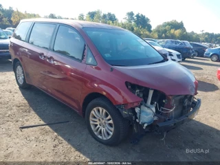 TOYOTA TOYOTA SIENNA