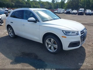 AUDI AUDI Q5 2.0T PREMIUM/2.0T TECH PREMIUM