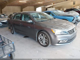 VOLKSWAGEN VOLKSWAGEN PASSAT 2.0T SE