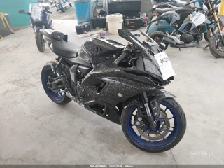 YAMAHA YAMAHA YZFR7