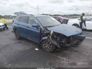 VOLKSWAGEN VOLKSWAGEN TIGUAN 2.0T SE/2.0T SEL/2.0T SEL R-LINE/2.0T SEL R-LINE BLACK
