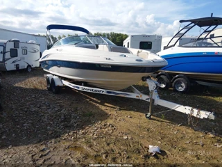 SEA RAY SEA RAY SUNDECK 220 BOAT AND TRAILER