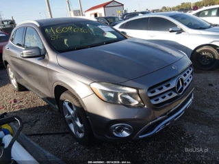 MERCEDES-BENZ MERCEDES-BENZ GLA 250 4MATIC
