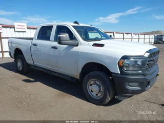 RAM RAM 2500 TRADESMAN  4X4 6'4 BOX