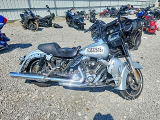 HARLEY-DAVIDSON FLHXS STREET GLIDE SPECIAL