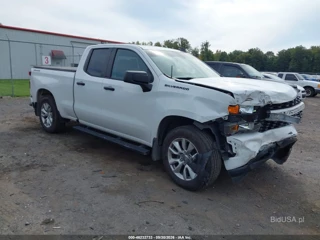 CHEVROLET CHEVROLET SILVERADO 1500 4WD  STANDARD BED CUSTOM