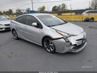 TOYOTA TOYOTA PRIUS THREE TOURING