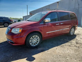 CHRYSLER TOWN & COUNTRY TOURING L