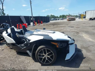 POLARIS POLARIS SLINGSHOT