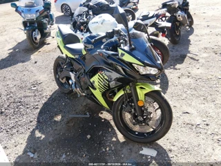 KAWASAKI KAWASAKI EX650 P
