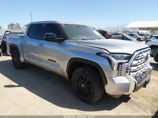 TOYOTA TOYOTA TUNDRA LIMITED CREWMAX 5.5' BED
