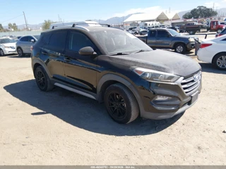 HYUNDAI HYUNDAI TUCSON SE