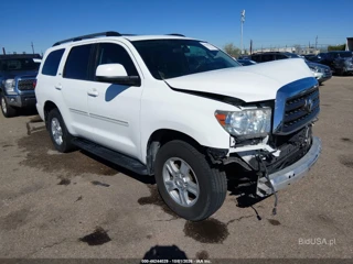 TOYOTA TOYOTA SEQUOIA SR5 5.7L V8