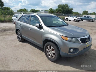KIA KIA SORENTO LX