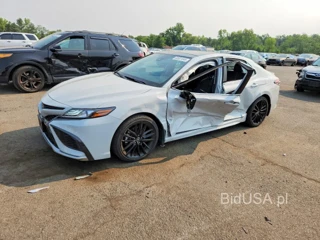 TOYOTA CAMRY XSE