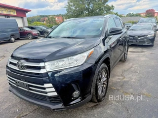 TOYOTA HIGHLANDER XLE