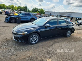 HYUNDAI ELANTRA BLUE