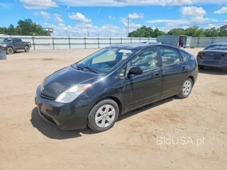 TOYOTA PRIUS BASE