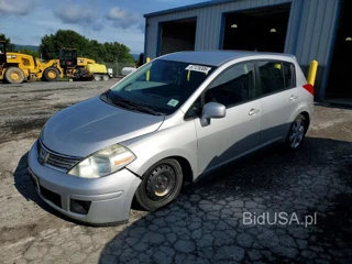 NISSAN VERSA 1.8 S