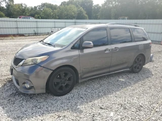 TOYOTA SIENNA SPORT