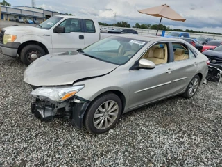 TOYOTA CAMRY XLE
