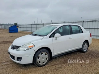 NISSAN VERSA 1.8 S