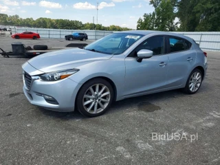 MAZDA 3 TOURING