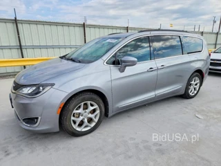 CHRYSLER PACIFICA TOURING L