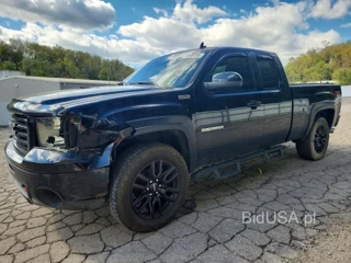 GMC SIERRA K1500 SLT