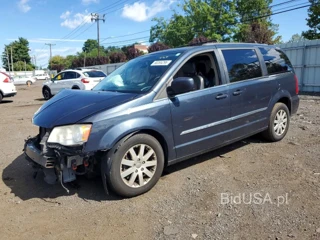 CHRYSLER TOWN & COUNTRY TOURING
